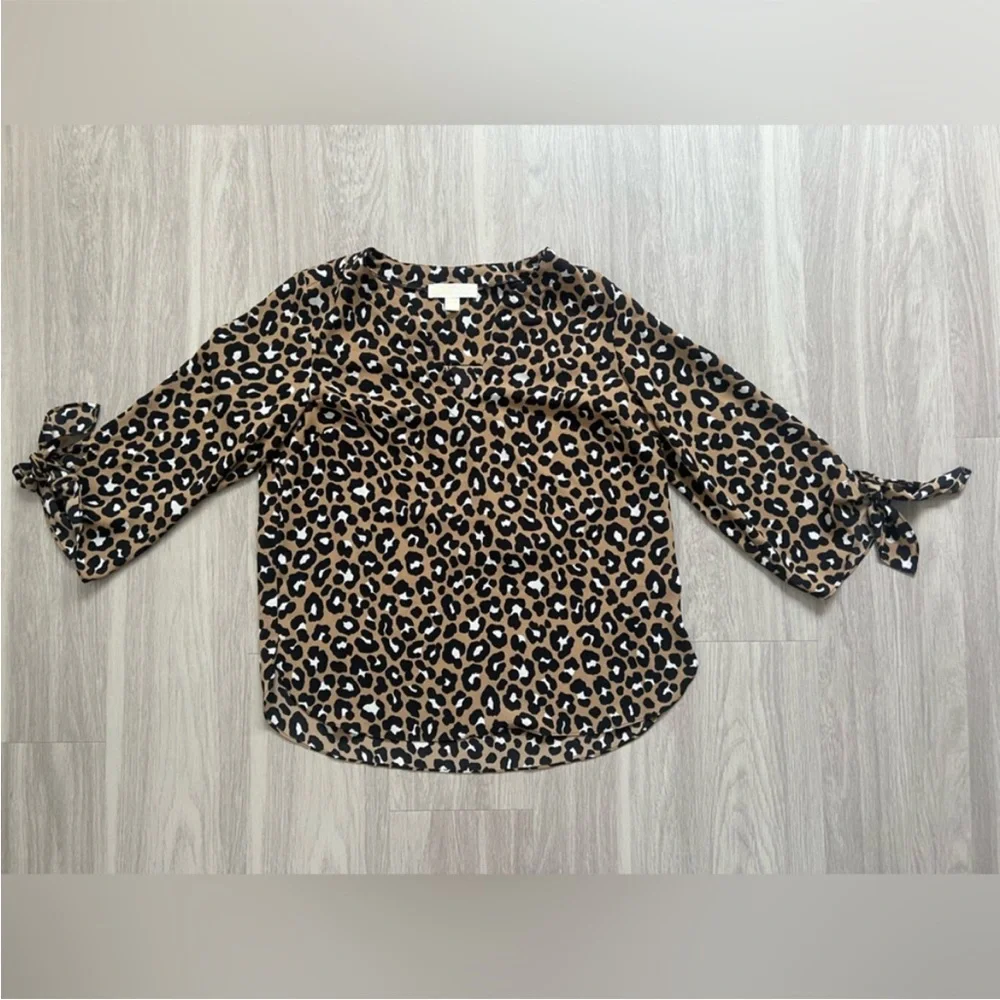 Michael Kors Leopard Print Tie Sleeve Blouse Women’s Medium Animal Print Career